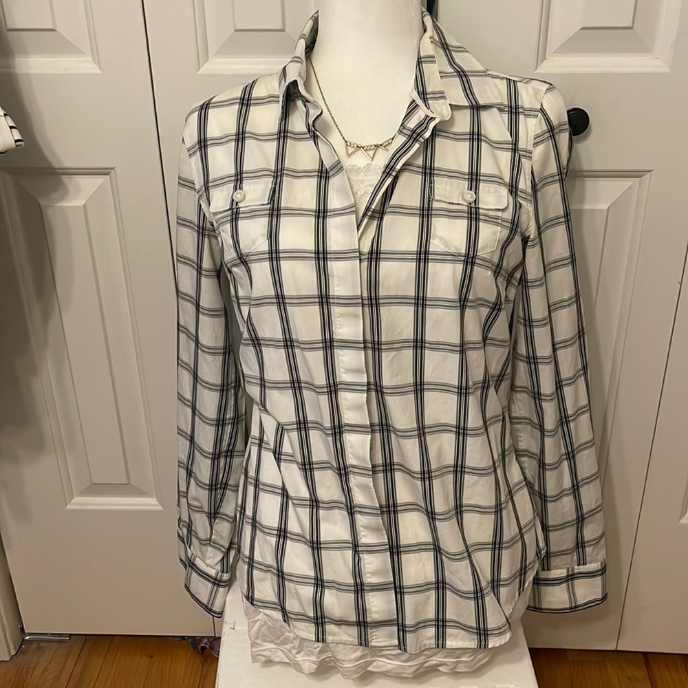 CALVIN KLEIN Women’s plaid top